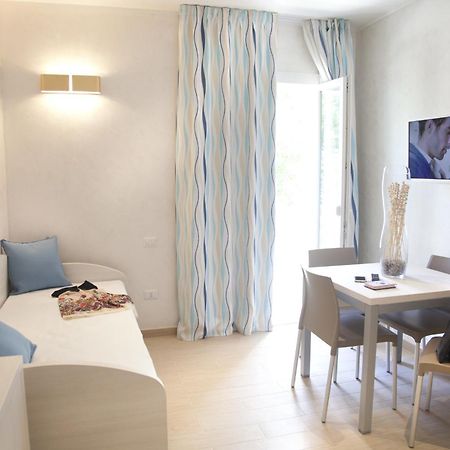 Marina Beach Suite Hotel Ρίμινι Εξωτερικό φωτογραφία