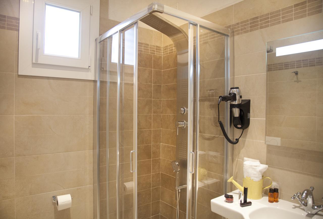 Marina Beach Suite Hotel Ρίμινι Εξωτερικό φωτογραφία