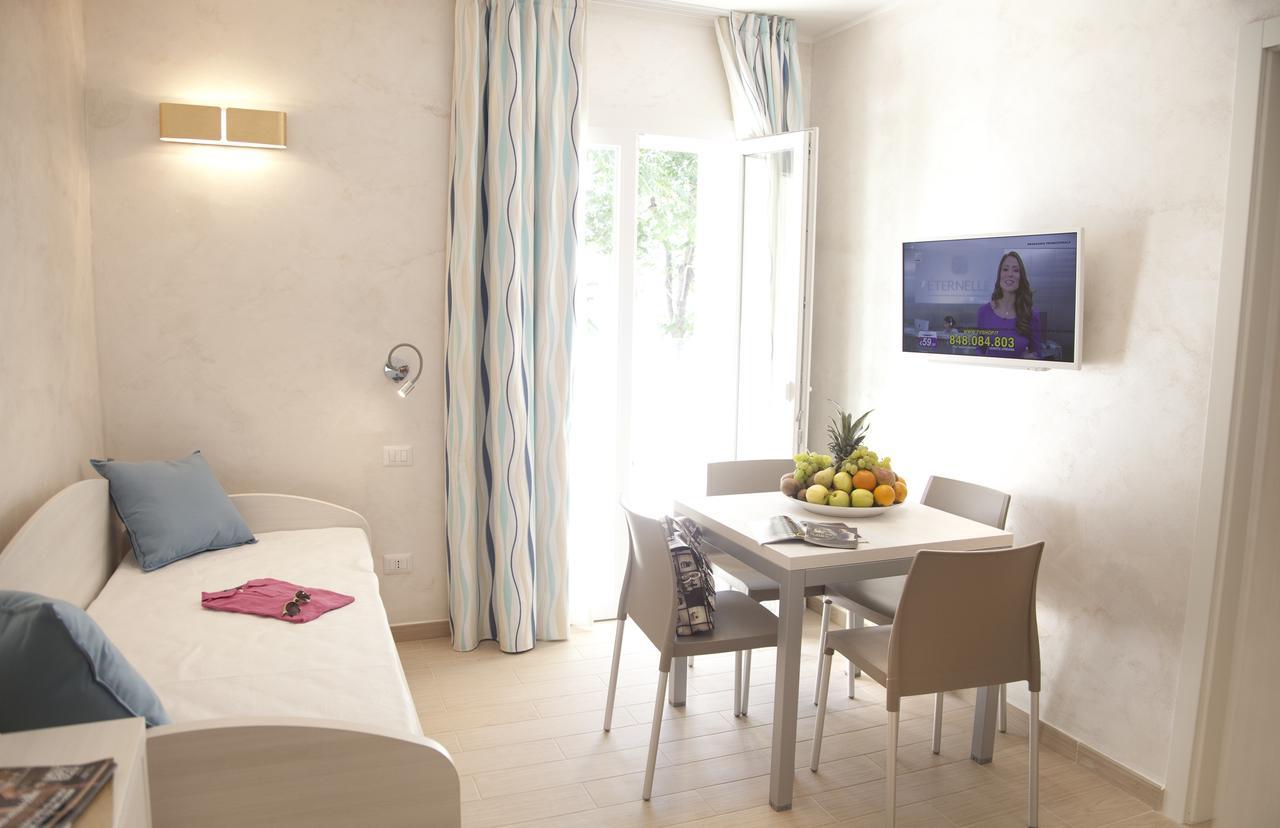 Marina Beach Suite Hotel Ρίμινι Εξωτερικό φωτογραφία