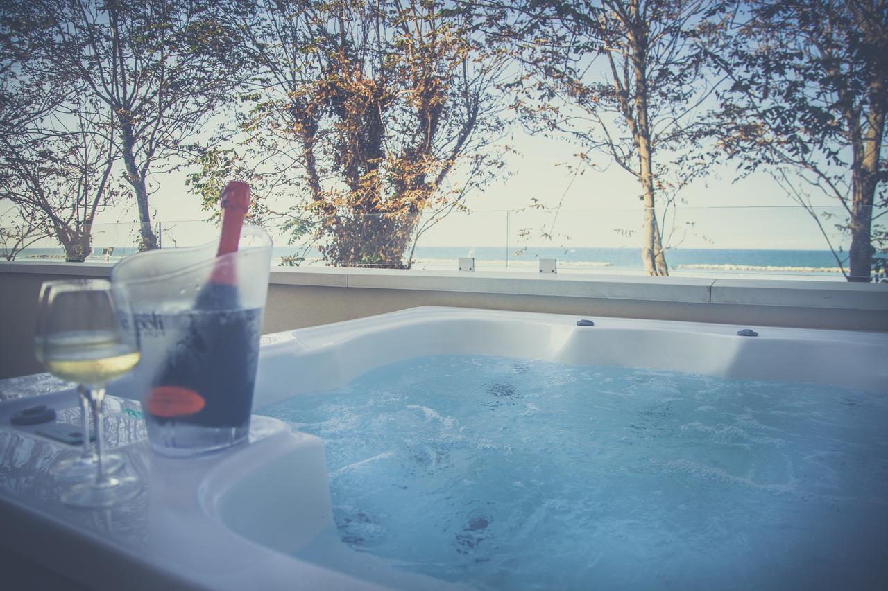 Marina Beach Suite Hotel Ρίμινι Εξωτερικό φωτογραφία