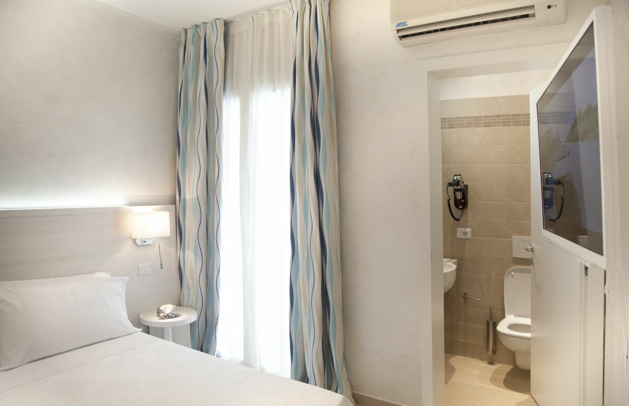 Marina Beach Suite Hotel Ρίμινι Εξωτερικό φωτογραφία